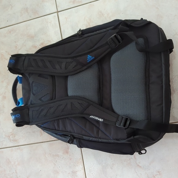 EUC early 2000s Adidas backpack - Picture 5 of 7